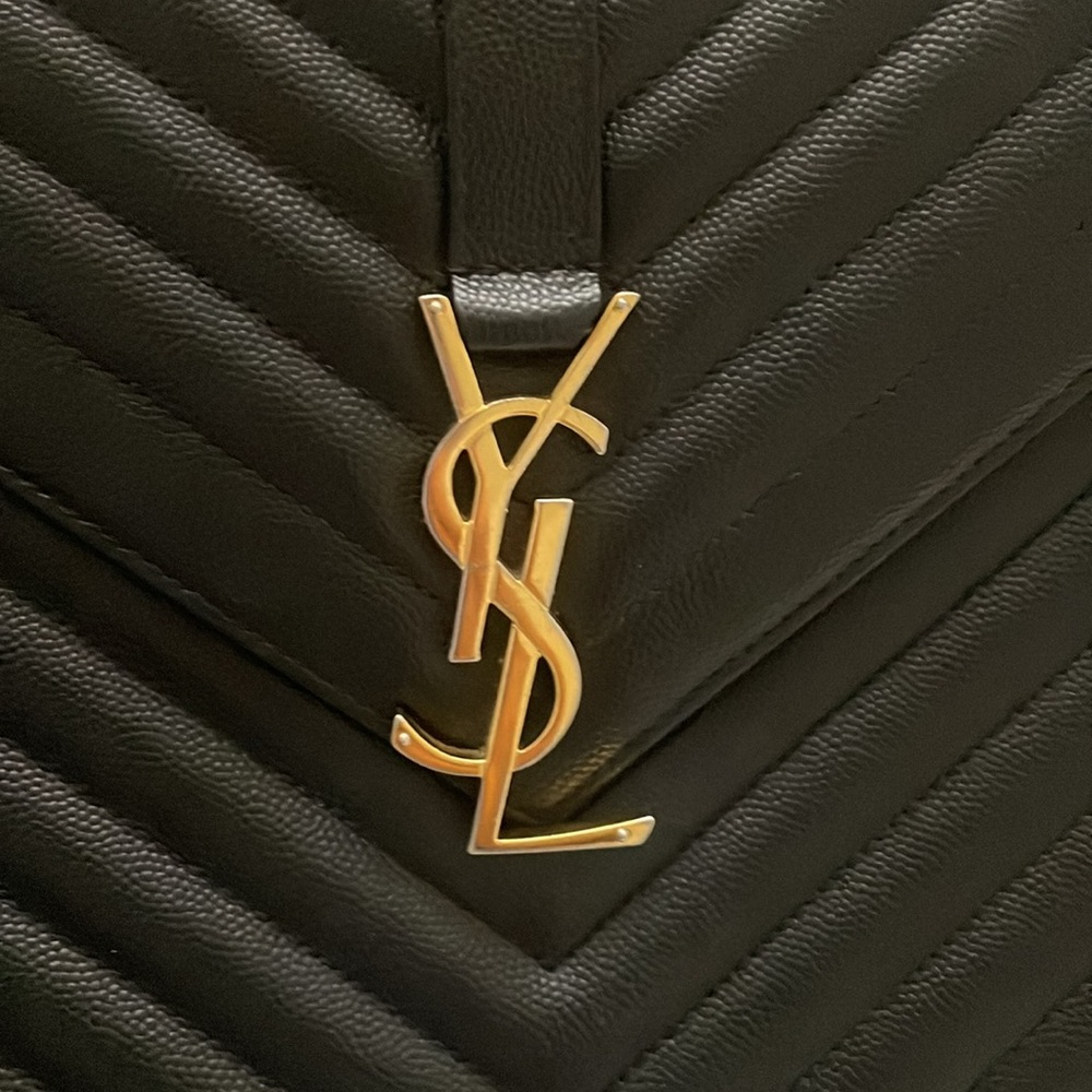 Saint Laurent Black Large Chevron Envelope Crossbody - Picture 10 of 16